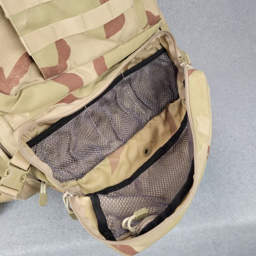 CamelBak Maximum Gear Tactical Backpack Mens XL Desert Camo Hydration Pack MOLLE